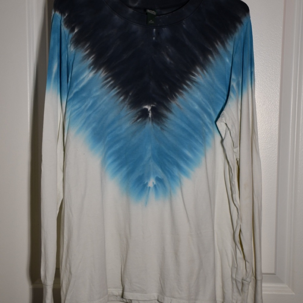 Nambe Gray Tie-Dye Shirt